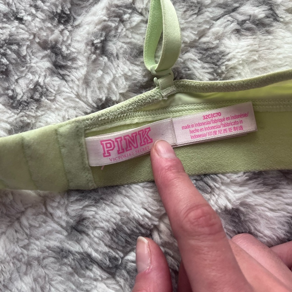 PINK BY VS push up bra - Picture 3 of 4